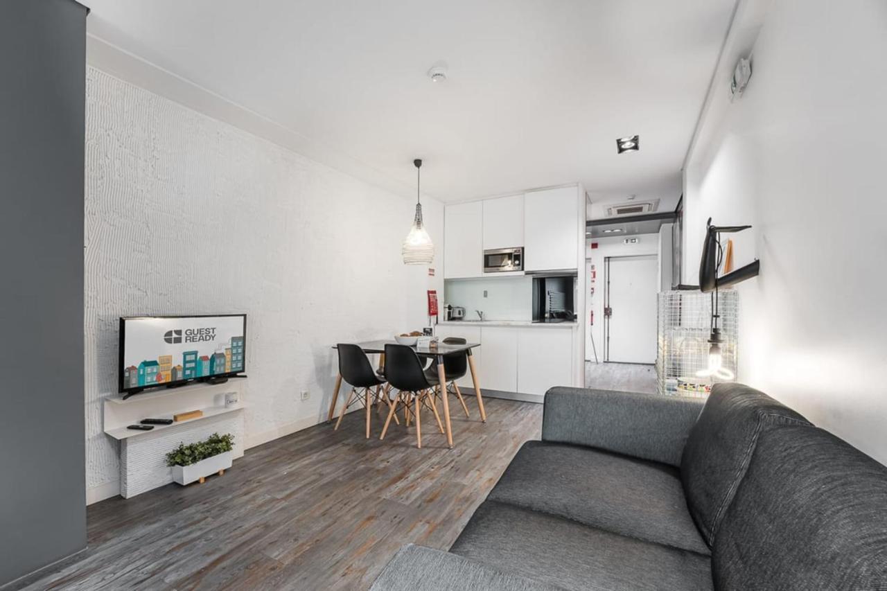 Guestready - A Polished Retreat Near St Catarina Appartement Porto Buitenkant foto
