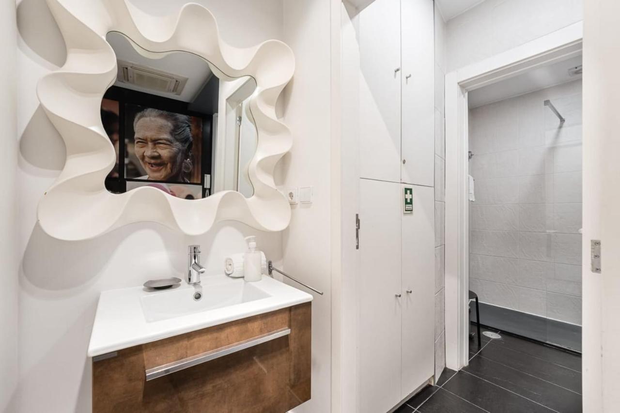 Guestready - A Polished Retreat Near St Catarina Appartement Porto Buitenkant foto